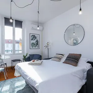 Smartbnb - Place Massena - 2p - Lumineux - Climatise Appartement